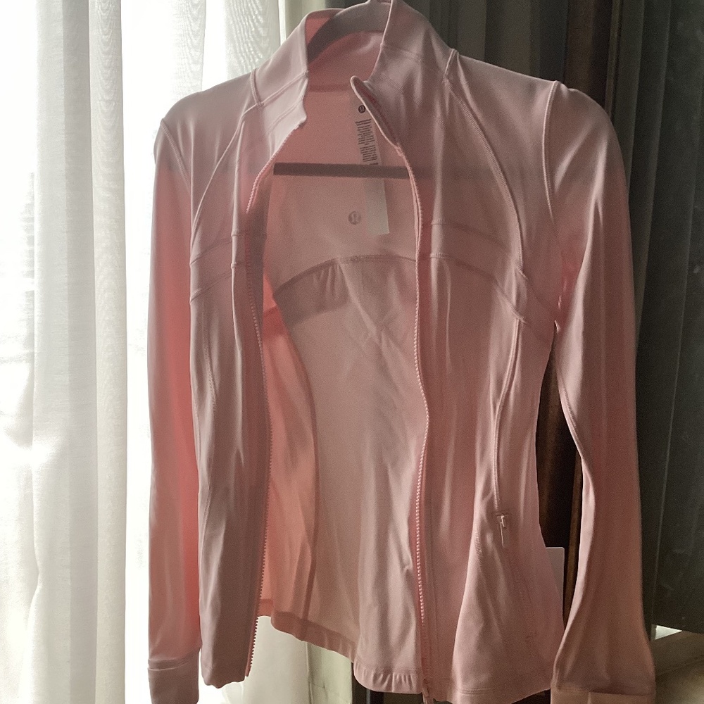 NWT Strawberry MilkShake STMI Pink Lulu Lemon Define Jacket Size 4